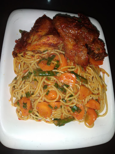 Shawarma & Grills, 193 Bauchi Rd, Jos, Nigeria, Pub, state Plateau