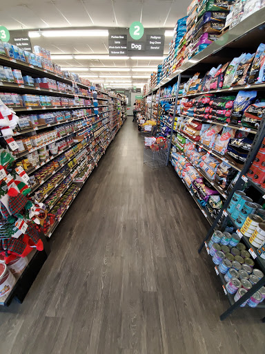 Pet Supply Store «Pet Supplies Plus», reviews and photos, 5557 Durand Ave, Racine, WI 53406, USA