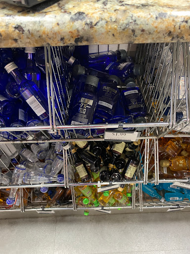 Wine Store «Luekens Liquors», reviews and photos, 3163 Curlew Rd, Oldsmar, FL 34677, USA