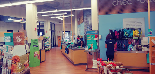 Pet Supply Store «Petco Animal Supplies», reviews and photos, 860 Broadway, New York, NY 10003, USA