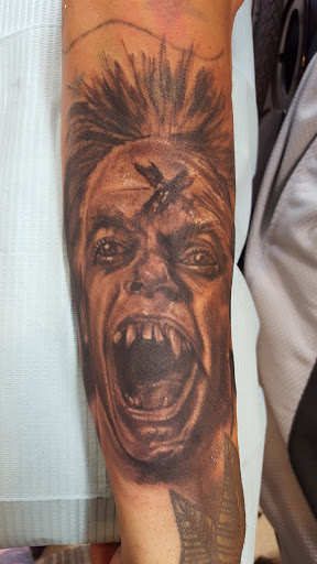 Tattoo Shop «Bent N Twiztid Tattooing», reviews and photos, 15 River Rd, Willington, CT 06279, USA