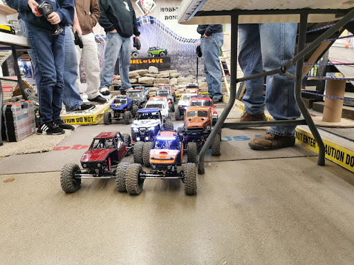 Hobby Store «HobbyTown USA», reviews and photos, 8326 Castleton Corner Dr, Indianapolis, IN 46250, USA