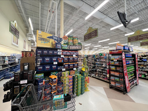 Grocery Store «Lowes Foods of Ocean Isle Beach», reviews and photos, 6278 Beach Dr SW #5, Ocean Isle Beach, NC 28469, USA