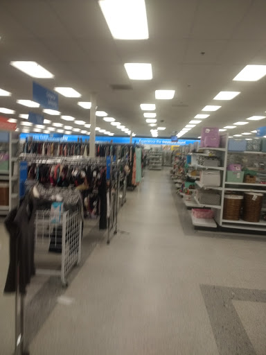 Clothing Store «Ross Dress for Less», reviews and photos, 4520 Centerplace Dr, Greeley, CO 80634, USA