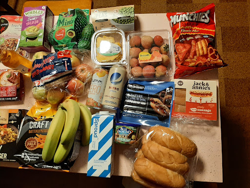 Grocery Store «Giant Food Stores», reviews and photos, 455 Eisenhower Dr, Hanover, PA 17331, USA