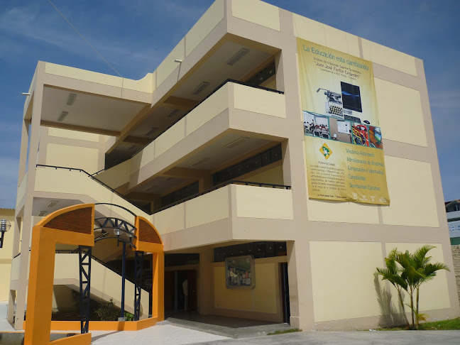 Opiniones de INSTITUTO JUAN JOSE FARFAN CESPEDES en Sullana - Escuela