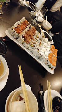 Plats et boissons du Restaurant japonais authentique DD Sushi Charpennes à Lyon - n°8