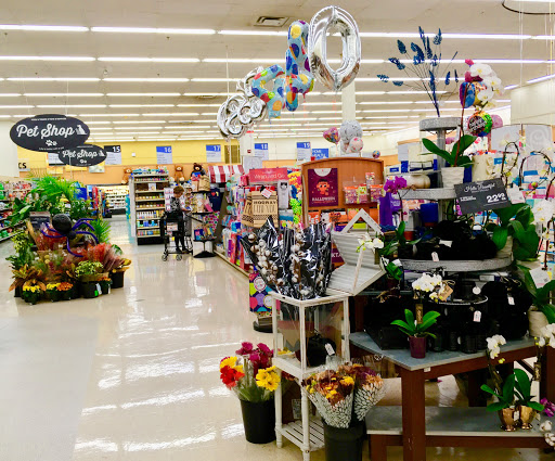 Grocery Store «Jewel-Osco», reviews and photos, 150 W Main St, Barrington, IL 60010, USA