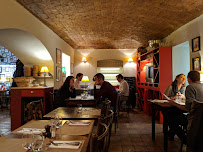Atmosphère du Restaurant Margot Mirmande Drôme - n°5