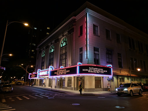 Improvisation theaters in Honolulu