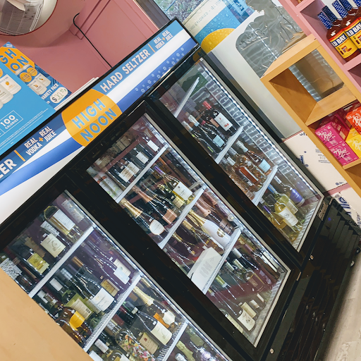 Liquor Store «Carhart Wines & Liquors», reviews and photos, 343 Mamaroneck Ave, White Plains, NY 10605, USA