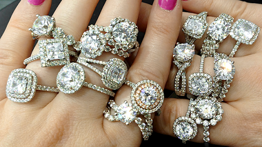 Jewelry Store «Indy Facets Private Jeweler», reviews and photos, 755 W Carmel Dr #116, Carmel, IN 46032, USA