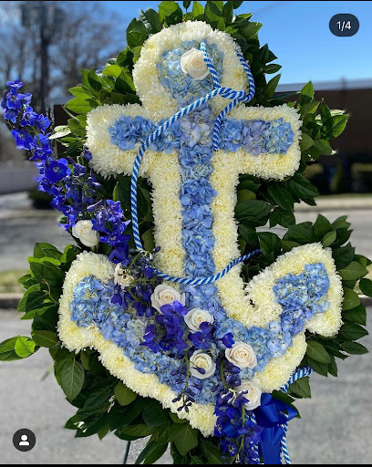 Florist «Country Village Florist and Gifts, Inc.», reviews and photos, 212 E Main St, East Islip, NY 11730, USA