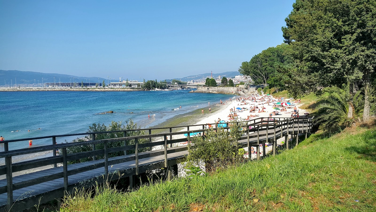 Praia de Bouzas'in fotoğrafı ve yerleşim