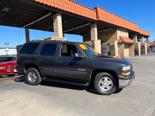 Used Car Dealer «The Lot Auto Sales», reviews and photos, 538 E Pacific Coast Hwy, Long Beach, CA 90806, USA