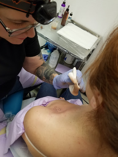 Tattoo Shop «Accent Tattoo & Body Piercing», reviews and photos, 207 S State St, Ukiah, CA 95482, USA