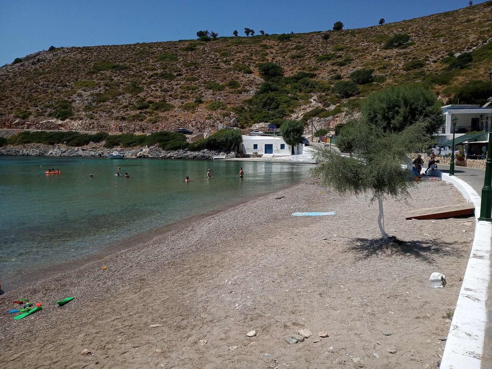 Agathonisi beach II'in fotoğrafı turkuaz saf su yüzey ile