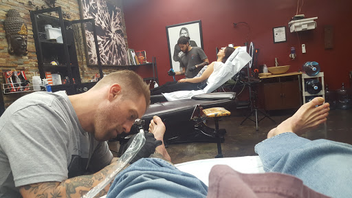 Tattoo Shop «Paper Crane Studio», reviews and photos, 530 E Broadway, Long Beach, CA 90802, USA