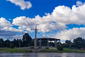 Park Simón Bolívar Bogotá City image