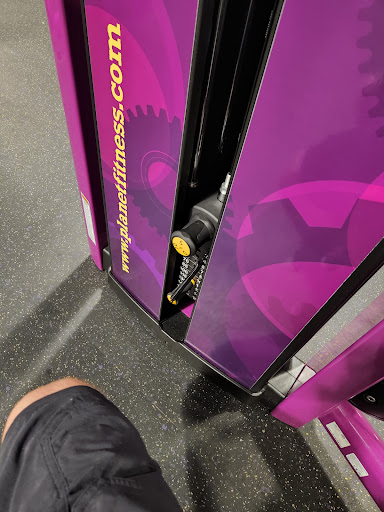 Gym «Planet Fitness», reviews and photos, 1007 E Grand River Ave, Brighton, MI 48116, USA