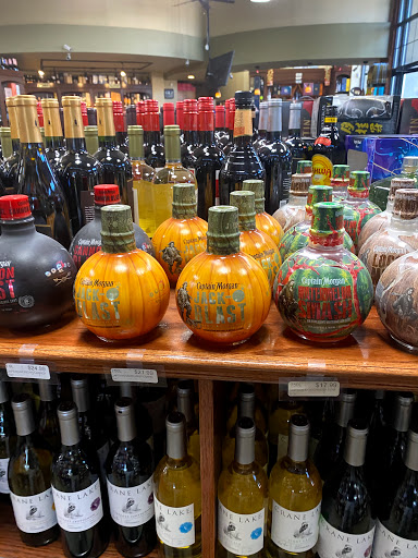 Liquor Store «Liquor Plaza INC», reviews and photos, 133 Walt Whitman Rd, Huntington Station, NY 11746, USA