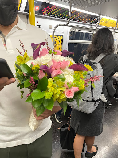 Florist «Ultima Florals», reviews and photos, 81-02 37th Ave, Jackson Heights, NY 11372, USA