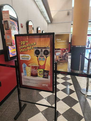 Movie Theater «AMC Loews Stony Brook 17», reviews and photos, 2196 Nesconset Hwy, Stony Brook, NY 11790, USA