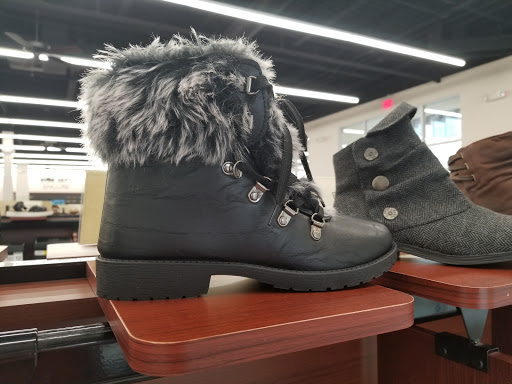 Shoe Store «Shoe Dept. Encore», reviews and photos, 2540 McMenamin St, Hampton, VA 23666, USA