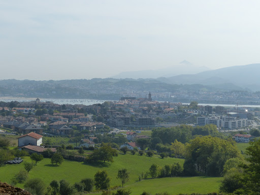 Basquenjoy Hondarribia s.l. en Hondarribia