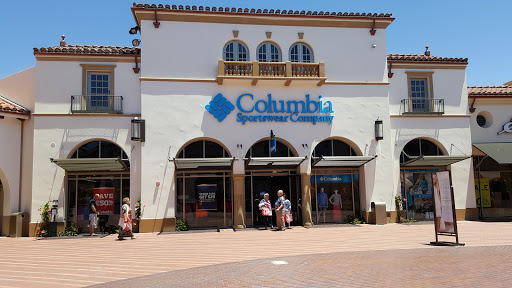 Columbia Sportswear Outlet Store, 101 W Avenida Vista Hermosa #162, San Clemente, CA 92672, USA, 