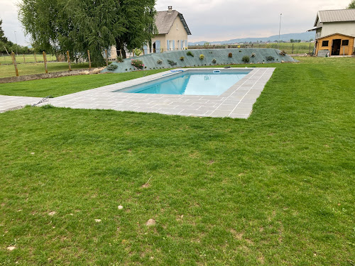 piscines AQUINOX PYRENEES à Bénéjacq