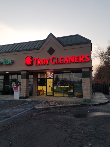 Dry Cleaner «Troy Cleaners», reviews and photos, 18050 Silver Pkwy, Fenton, MI 48430, USA