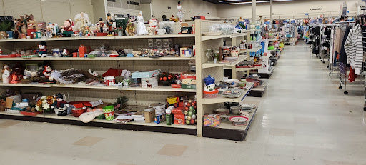 Thrift Store «Lakewood Goodwill», reviews and photos, 6002 Mt Tacoma Dr SW, Tacoma, WA 98499, USA