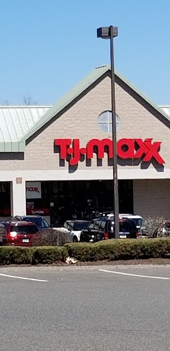 Department Store «T.J. Maxx», reviews and photos, 865 Bridgeport Ave, Shelton, CT 06484, USA