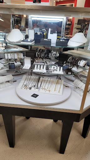 Shoe Store «Shoe Carnival», reviews and photos, 3500 Ross Clark Cir, Dothan, AL 36303, USA