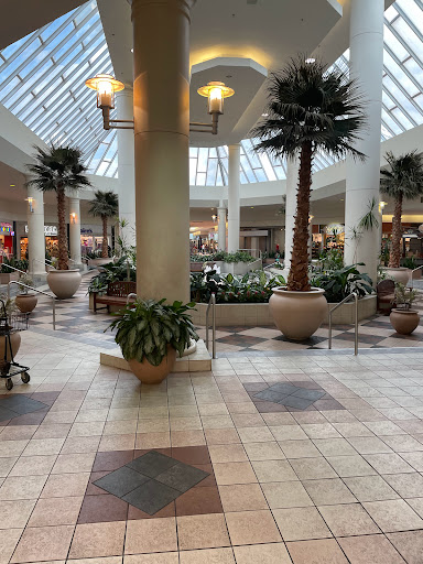 Shopping Mall «University Mall», reviews and photos, 1701 McFarland Blvd E Suite 100, Tuscaloosa, AL 35404, USA