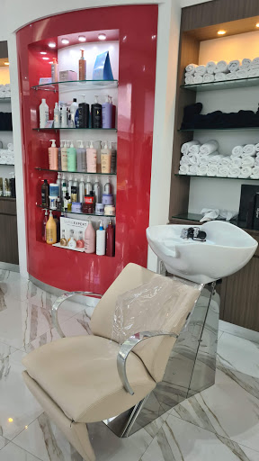 Beauty Salon «EC Hair Salon», reviews and photos, 3565 NE 163rd St, North Miami Beach, FL 33160, USA