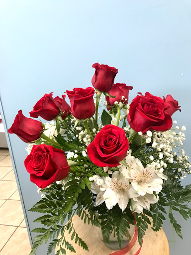 Florist «All Occasion Florist & Gifts», reviews and photos, 34125 Harper Ave, Charter Twp of Clinton, MI 48035, USA