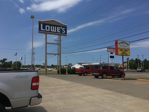 Barbecue Restaurant «Backwoods BBQ», reviews and photos, 5172 Hinkleville Rd, Paducah, KY 42001, USA