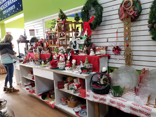 Thrift Store «Good Stuff Thrift», reviews and photos, 543 Lincoln Hwy, Fairless Hills, PA 19030, USA
