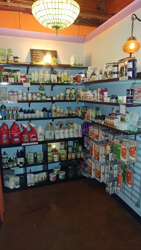 Pet Supply Store «Petapoluza Pet Supply & Grooming», reviews and photos, 114 N 36th St, Seattle, WA 98103, USA