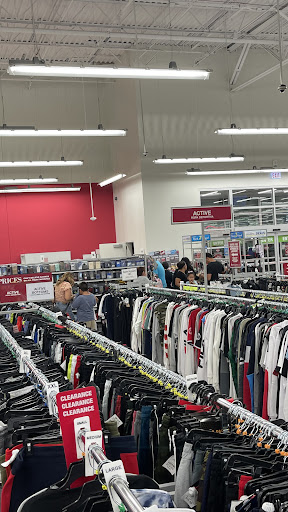 Clothing Store «Burlington Coat Factory», reviews and photos, 8320 S Cicero Ave, Burbank, IL 60459, USA