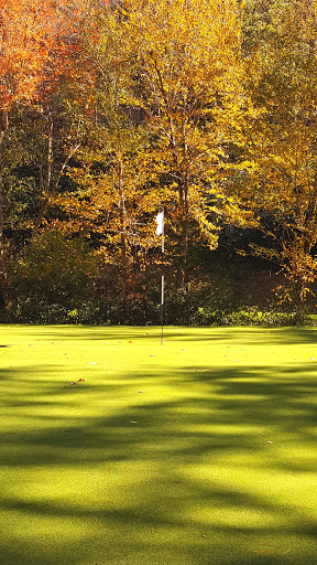 Golf Club «Linville Land Harbor Golf Club», reviews and photos, 1665 Goose Hollow Rd, Linville, NC 28646, USA
