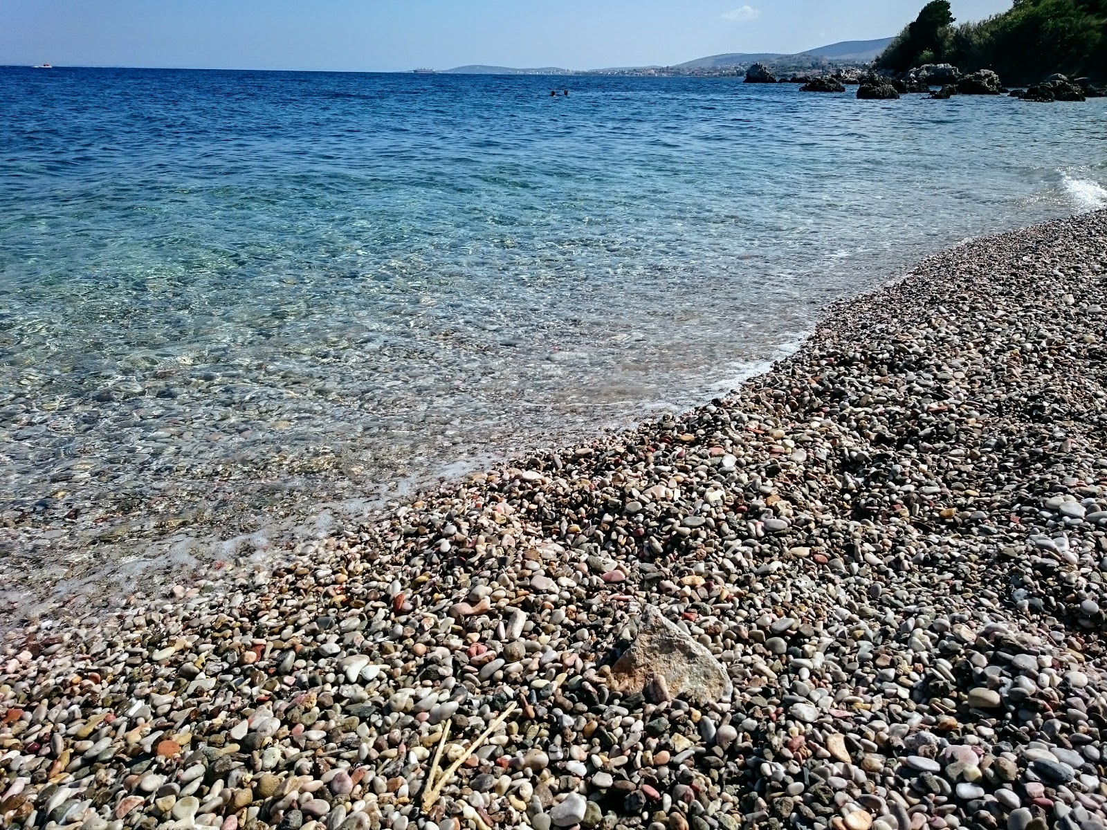 Foto von Myrsinidiou beach mit sehr sauber Sauberkeitsgrad