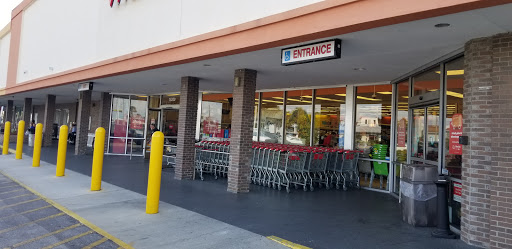 Grocery Store «Winn-Dixie», reviews and photos, 15200 Municipal Dr, Madeira Beach, FL 33708, USA