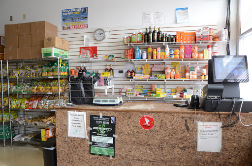 Grocery Store «Devine Food Market», reviews and photos, 946 E 162nd St, South Holland, IL 60473, USA