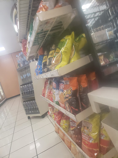 Convenience Store «7-Eleven», reviews and photos, 120 Old Stage Rd, East Brunswick, NJ 08816, USA