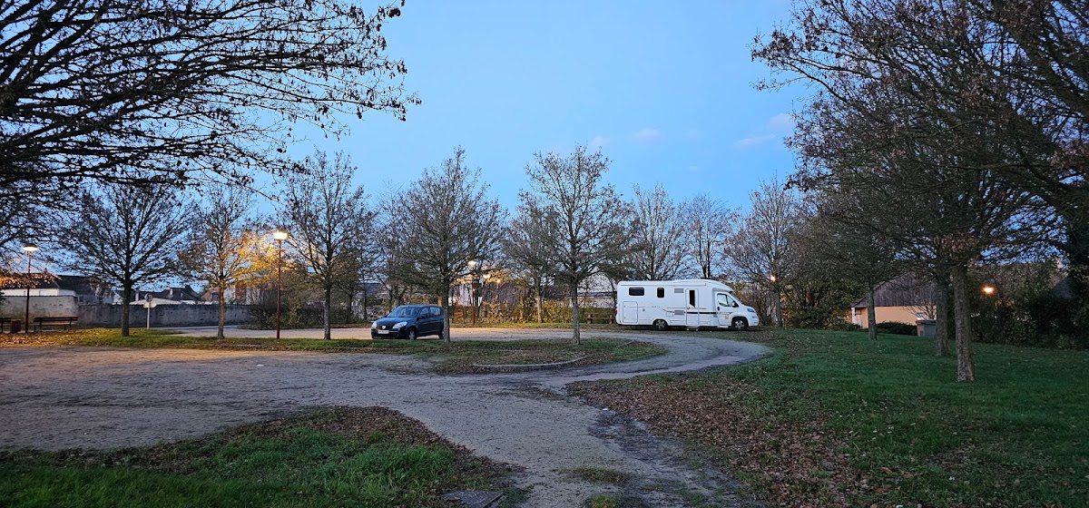 Aire de Camping Cars à Ballon-Saint-Mars (Sarthe 72)