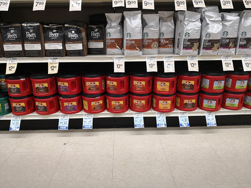 Shopping Mall «Newport Coast Shopping Center», reviews and photos, 21115 Newport Coast Dr, Newport Coast, CA 92657, USA