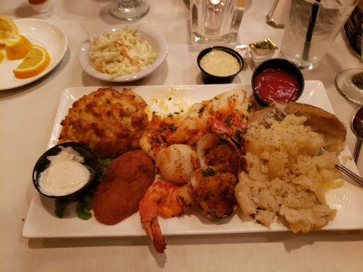 Shopping Mall «Cranbrook Shopping Center», reviews and photos, 566 Cranbrook Rd, Cockeysville, MD 21030, USA